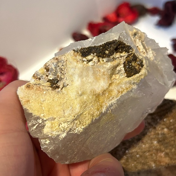 Clear Quartz (Minas Gerais Brazil) - Picture 7 of 13